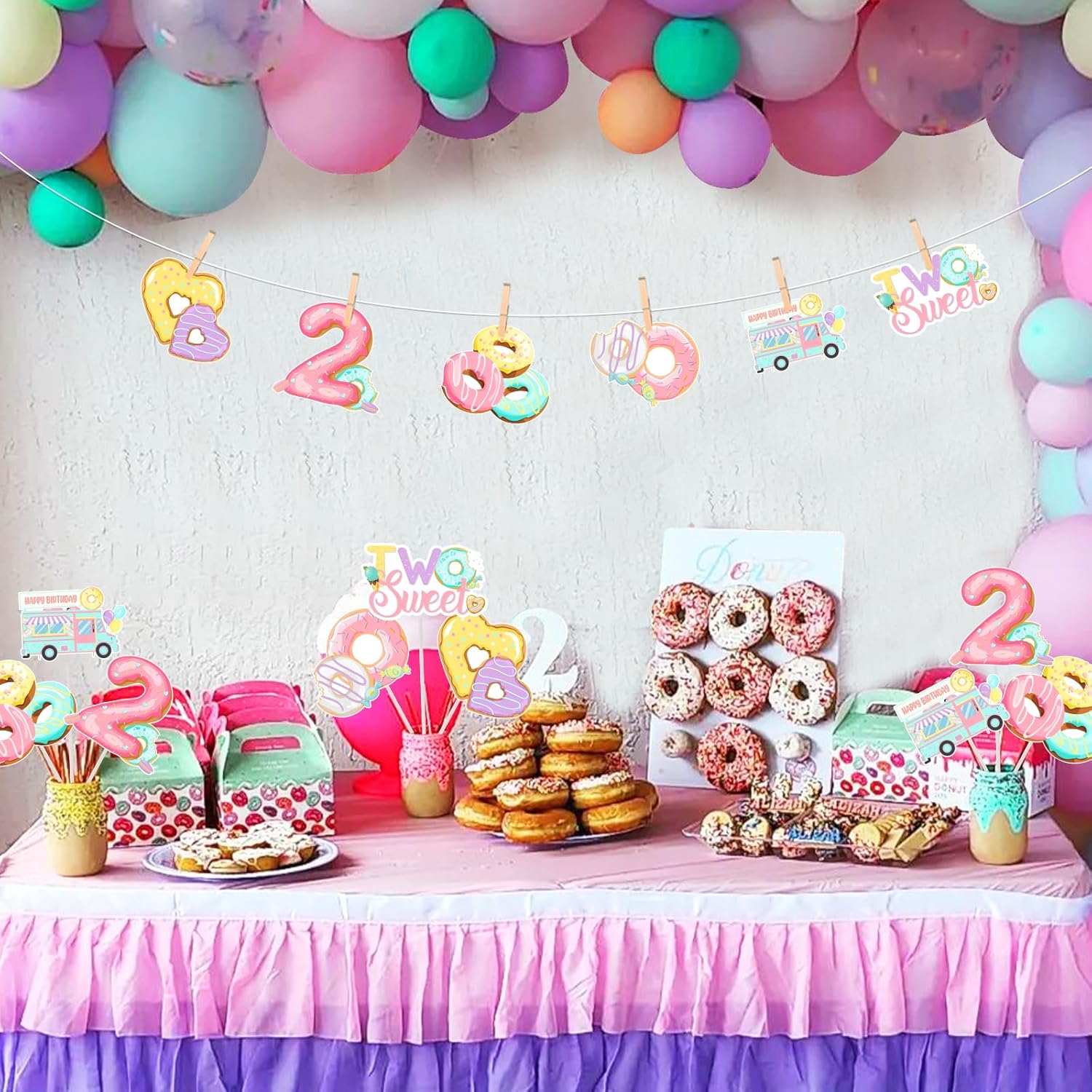 Donut 2nd Birthday Centerpiece - Centerpiece Stick avaliação e preço
